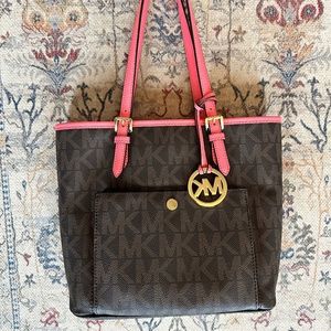 Michael Kors Jet Set tote bag